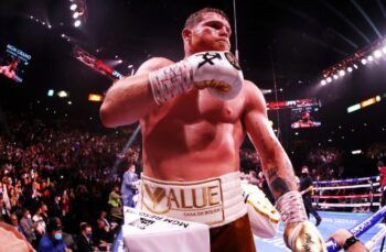 Canelo Álvarez vence por nocaut a Caleb Plant