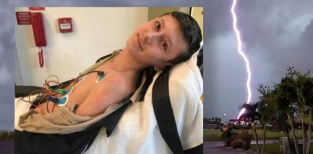 Un rayo cayó sobre un adolescente que iba a la escuela y sobrevivió por una razón