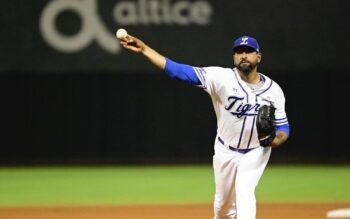 Licey vence a las Águilas y asegura su clasificación