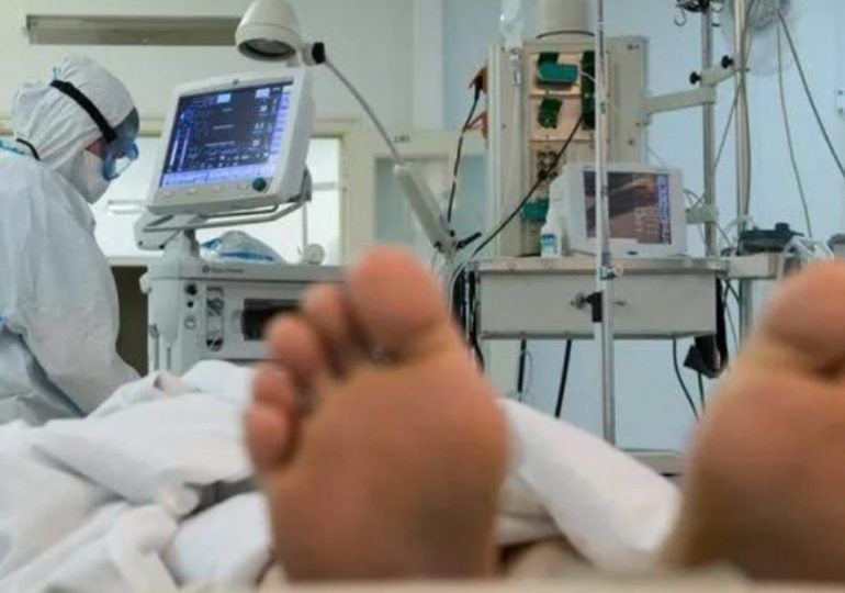 Condenan cirujana en Austria por haberle amputado a un paciente la pierna equivocada