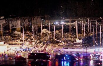 Temen hasta un centenar de muertos en Kentucky tras paso de tornados
