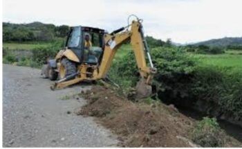 Disponen aumento salarial de 15.5% para operadores de máquinas pesadas