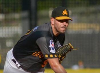 Águilas blanquean a los Toros