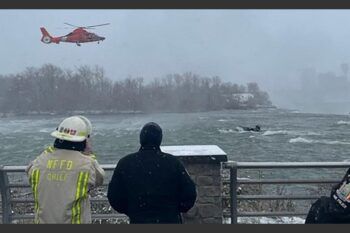 Mujer muere al caer su carro al borde de las cataras del Niágara