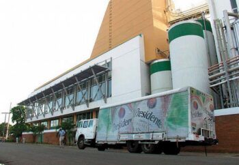 Cervecería informa habrá escasez de botellas en fiestas navideñas