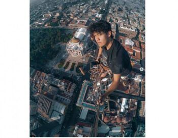 Joven  arriesga su vida para sacarse una foto