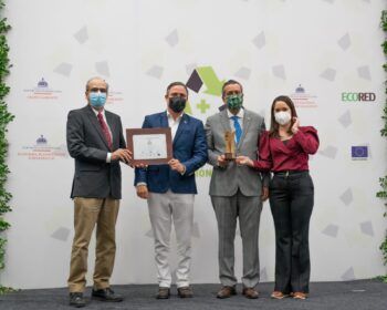 Autoridad Portuaria recibe premio a la excelencia en producción más limpia