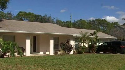 Mujer asesina a sus hijos y se quita la vida en Tampa