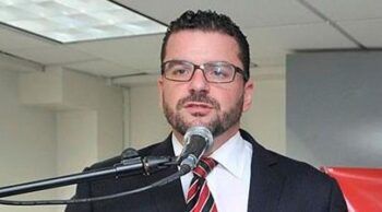 Golpean a Dionisio Soldevila