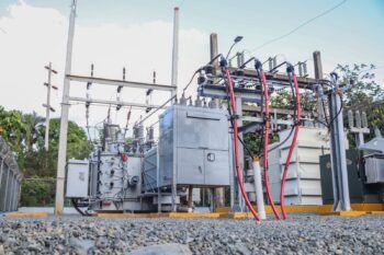 Edesur pune en funcionamiento nuevo transformador de alta potencia en Villa Altagracia