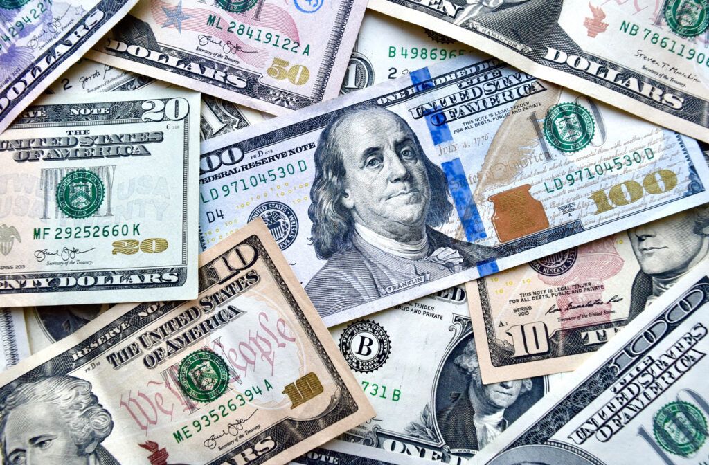 Un banco deposita por error $176 millones en cuentas de sus clientes