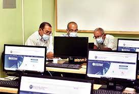 Universidades deciden volver a docencia virtual por ‘brote’ Covid