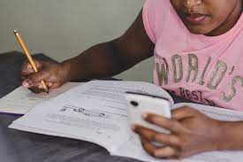 El 83.4 % de los hogares dominicanos no puede pagar internet para la educación virtual