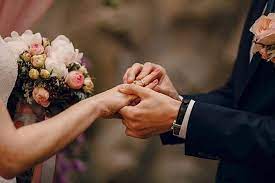 Se casaron y se divorciaron a los tres minutos