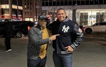 Llueven las críticas luego de alcalde de NY reunirse con Alex Rodríguez