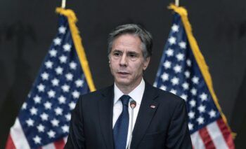 Blinken dice Putin podría invadir otros países, “va por todo lo que puede conseguir”