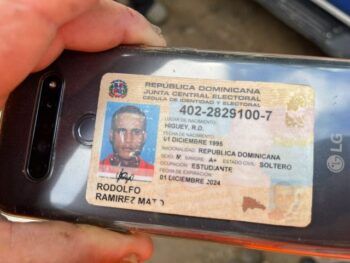 Chofer muere electrocutado tras camión hacer contacto con cable de alta tensión en Higüey