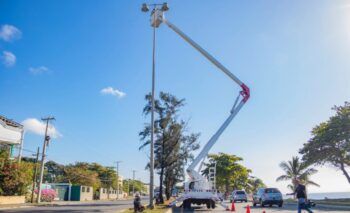 Edesur inicia iluminación de la autopista 30 de Mayo