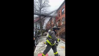 Madre e hija mueren durante incendio en Brooklyn