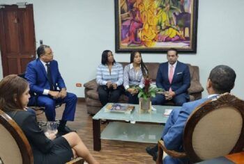 Restaurante Pepperoni llega a un acuerdo con joven denunció discriminación