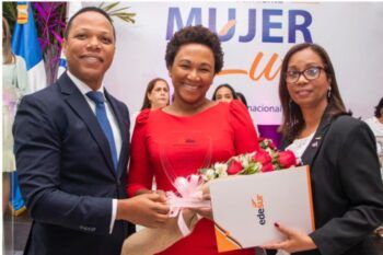 Edesur reconoce a 10 mujeres, entre ellas, Edith Febles y Marileidy Paulino