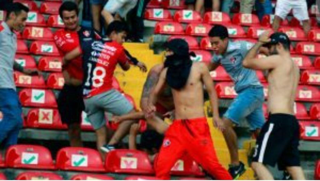 17 muertos y 50 heridos en México durante partido de fútbol