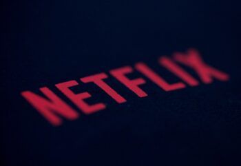 Netflix cobrará extra por compartir tu cuenta con personas que no viven contigo