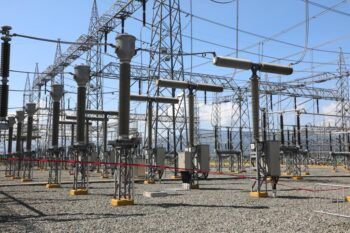 Abinader pone en operación primera subestación a tres niveles de tensión en el país