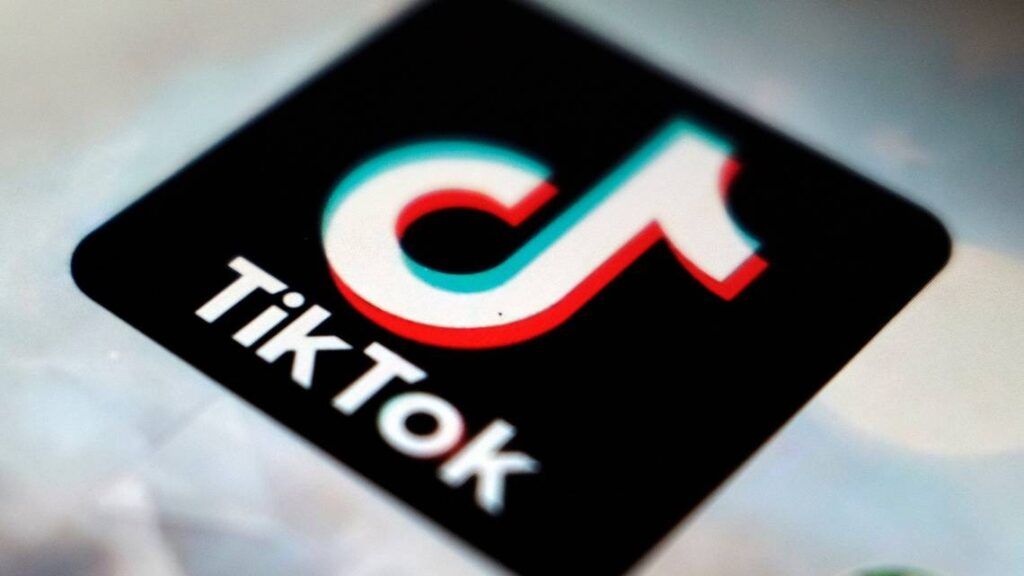 TikTok suspende la transmisión de videos en vivo en Rusia