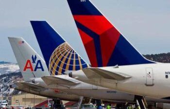 Aviones toman grandes «desvíos» para evitar el espacio aéreo de Rusia.