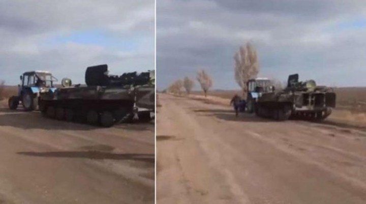 Con su tractor, un granjero ucraniano se robó un tanque ruso