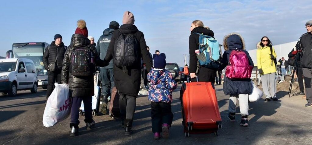 Refugiados del conflicto en Ucrania superan los 2,3 millones