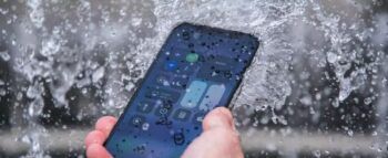 ¿Qué hacer si se te cae el celular al agua?