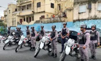 Policía interviene Guachupita y persigue delincuentes