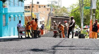 Gobierno amplía Plan de asfaltado a más de 30 barrios del Distrito Nacional
