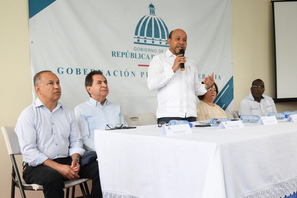 Director DGII dice Gobierno invierte 2,579 millones en la provincia Peravia