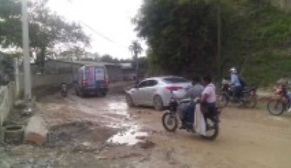 Residentes de Manoguayabo continuan con el grito al cielo por arreglo de av principal