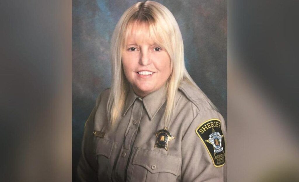 Muere la carcelera que escapó con un recluso de Alabama