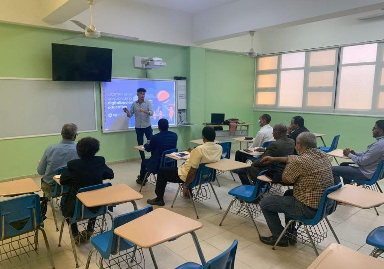 UASD instala primera Aula Híbrida