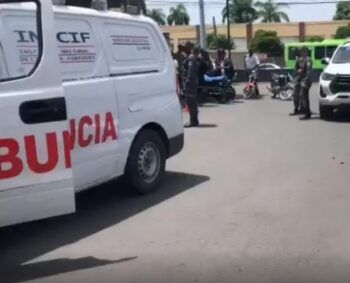 Vigilante se suicida de un disparo en la Plaza Luperón