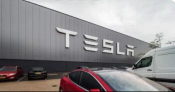 Elon Musk tiene planes de abrir una nueva fábrica de Tesla en México o Canadá