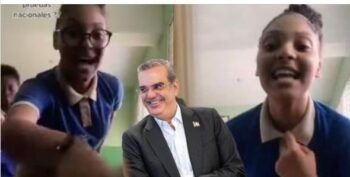 Una Estudiante reta al Presidente Abinader a llenar la prueba Nacionales