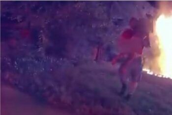 Repartidor de pizza le salva la vida a cinco niños en