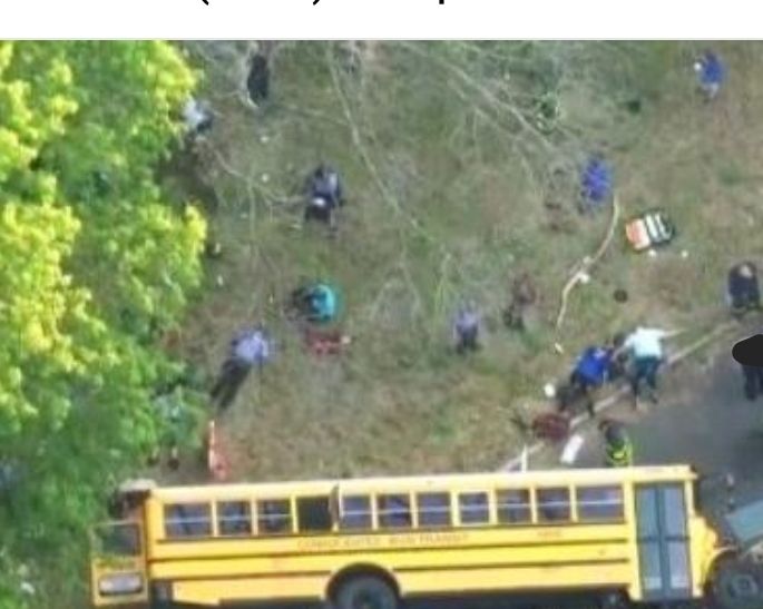 36 heridos tras volcarse autobús escolar en El Bronx