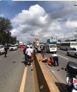 Dos muertos en Las Américas tras ser embestido por un vehículo