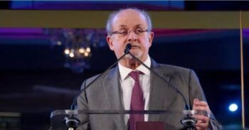 El escritor Salman Rushdie es apuñalado en Nueva York 