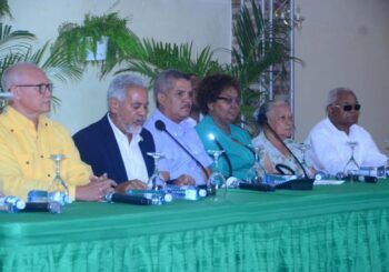 FP dice que el gobierno habla mucho y hace poco