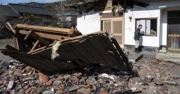 Terremoto 7,4 deja 4 muertos y más de 200 heridos en Japon