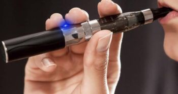 China prohibirá los cigarrillos electrónicos de sabores a partir de octubre