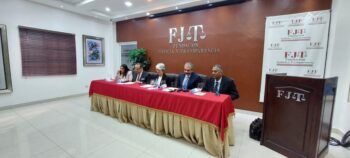 Jurista norteamericana aboga por mayor participación de la mujer en política